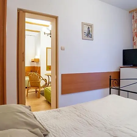 Hubertus Bed and Breakfast 3*