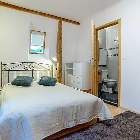 Hubertus Bed and Breakfast Rewal